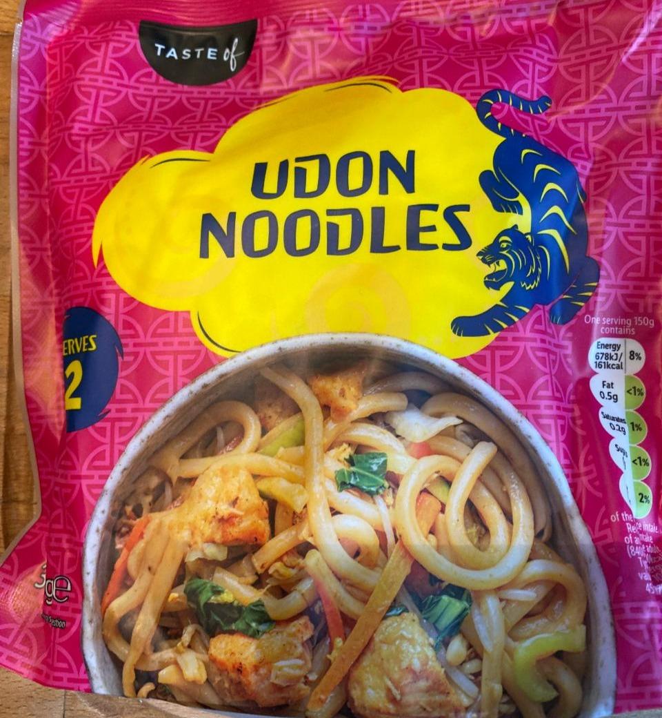 Fotografie - Udon Noodles Taste of