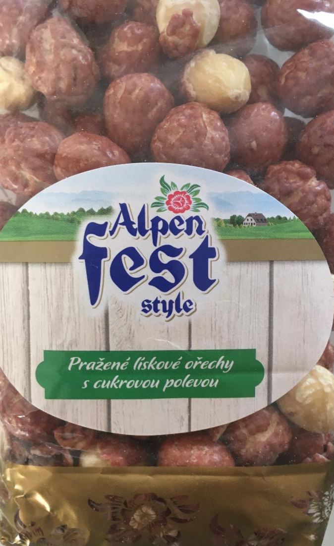 Fotografie - Pražené lískové ořechy s cukrovou polevou Alpen fest style