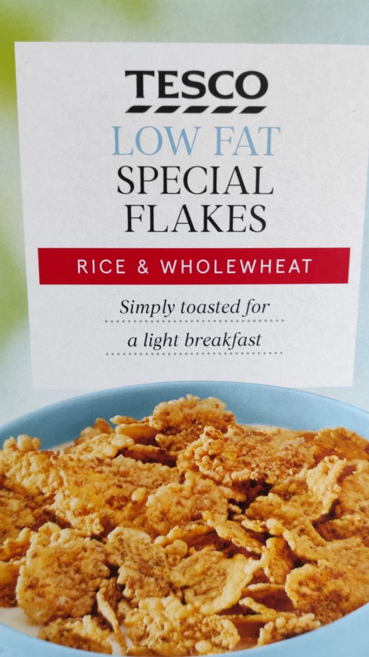 Fotografie - Low Fat Special Flakes Rice and Wholewheat Tesco