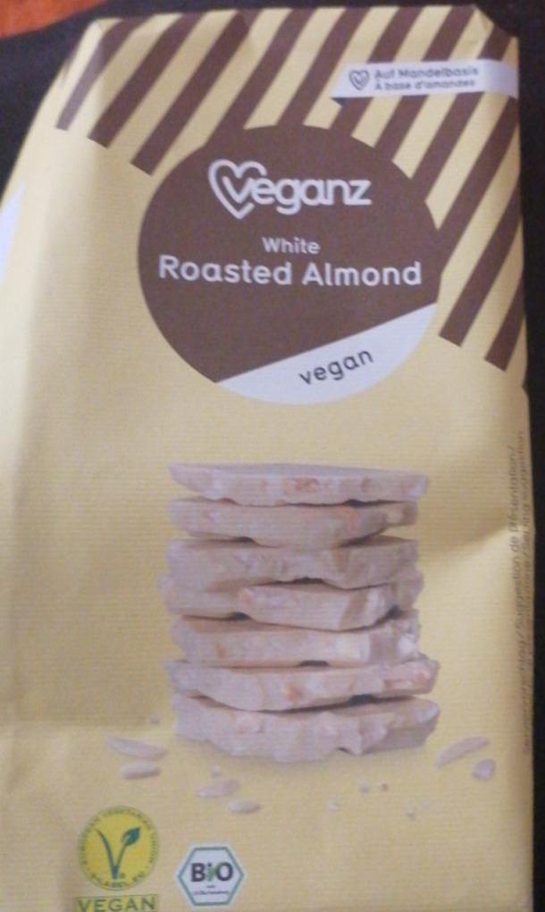 Fotografie - White roasted almond chocolate Veganz