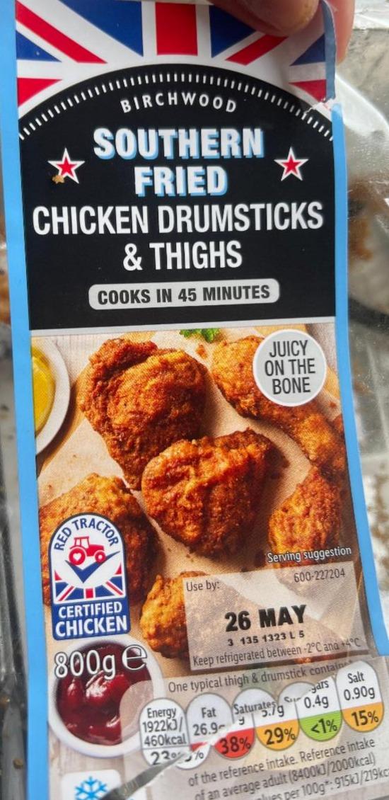 Fotografie - Southern fried chicken drumsticks & thighs Birchwood