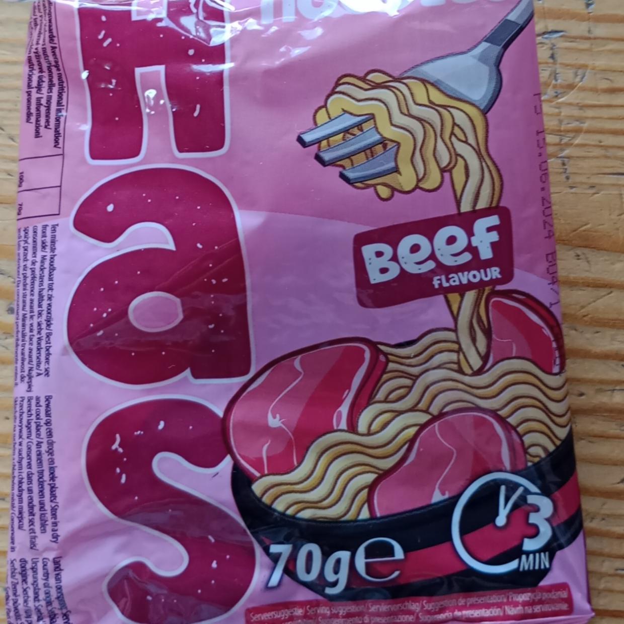 Fotografie - Beef flavour Instant noodles halal Has
