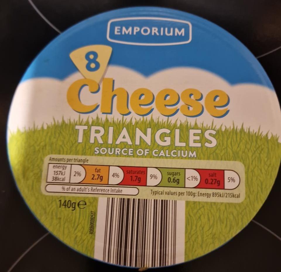 Fotografie - 8 Cheese Triangles Emporium