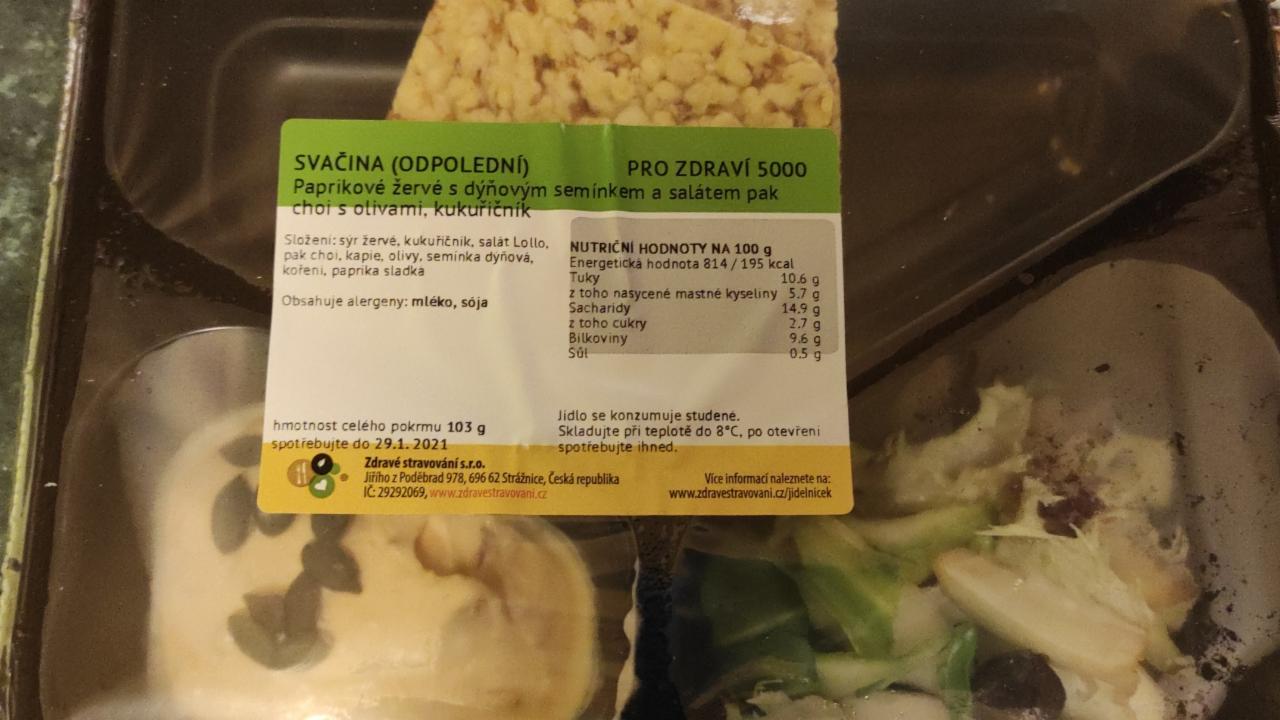 Fotografie - Paprikové žervé s dýňovým semínkem a salátem pak choi s olivami, kukuřičník Zdravé stravování