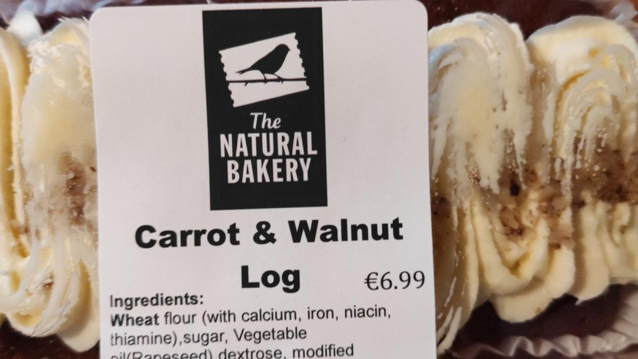 Fotografie - Carrot & Walnut Log The Natural Bakery