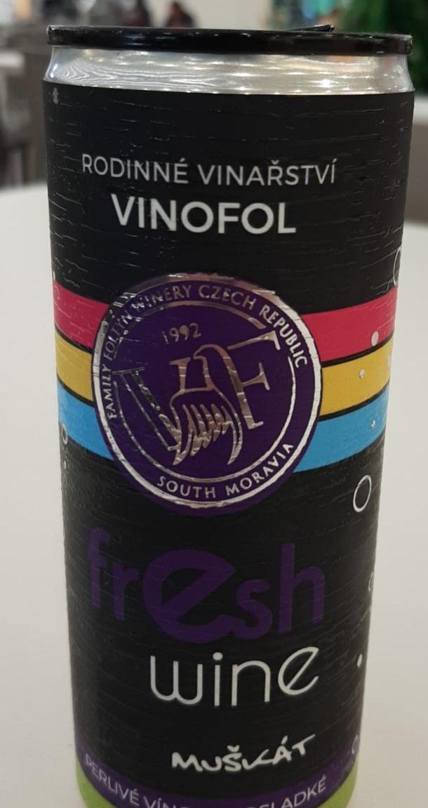 Fotografie - Muškát fresh wine bílé víno jemně perlivé Vinofol