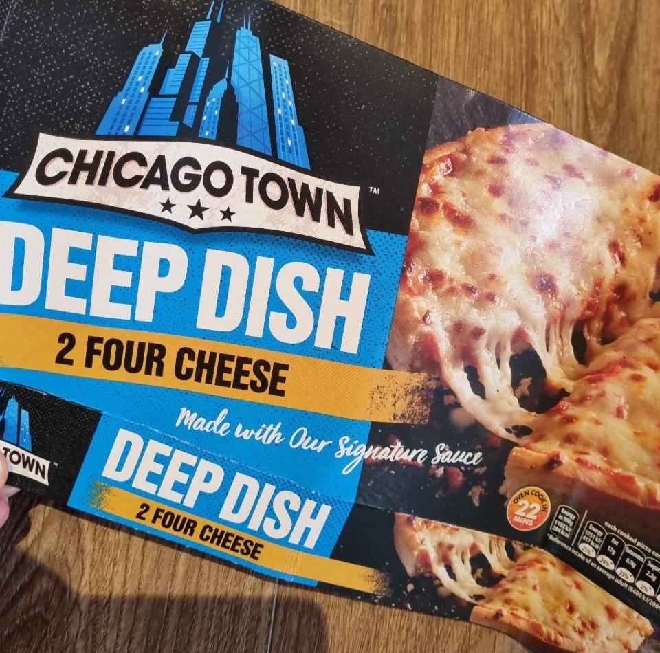 Fotografie - Chicago Town Deep Dish 2 Four Cheese Pizzas