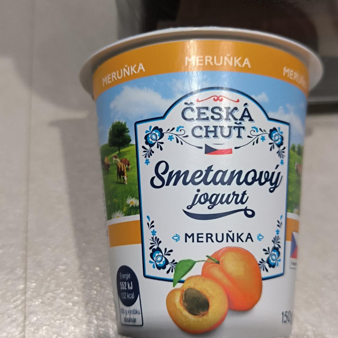 Fotografie - Smetanový jogurt meruňka, česká chuť
