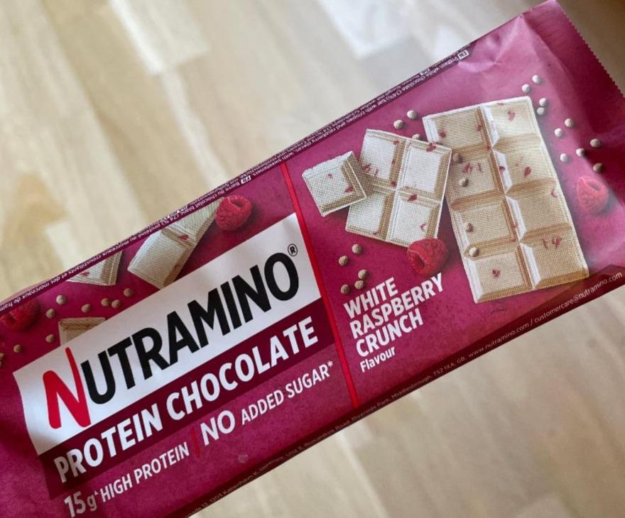 Fotografie - Protein Chocolate White Raspberry Crunch Nutramino