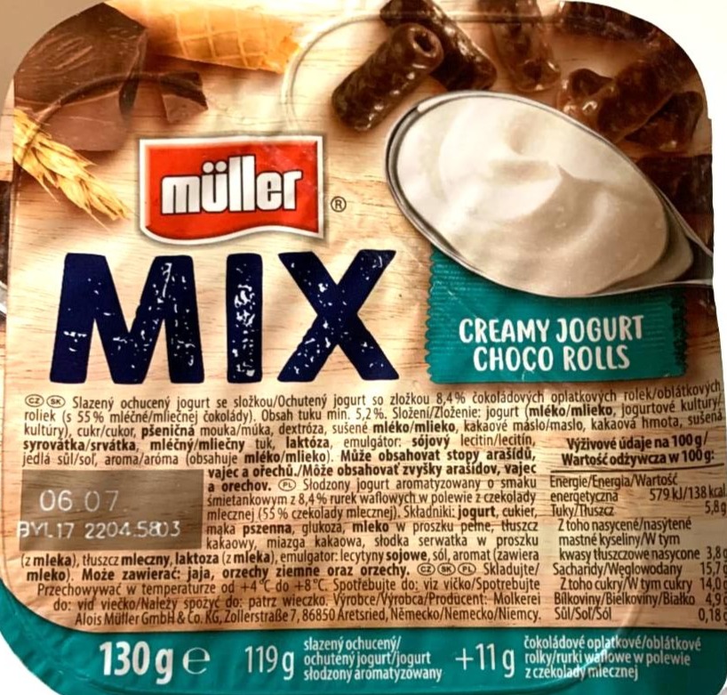 Fotografie - Mix creamy jogurt choco rolls Müller