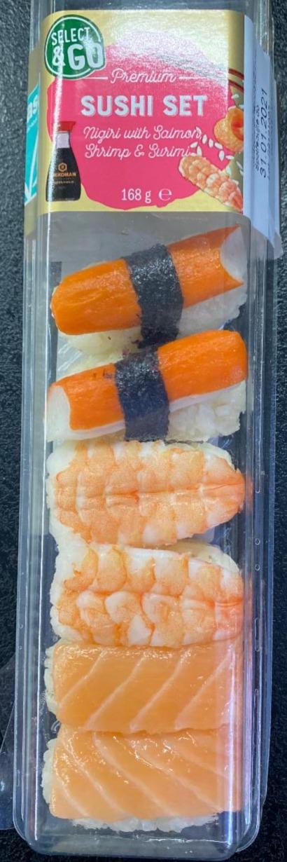 Fotografie - Premium Sushi Set Nigiri with Salmon, Shrimp & Surimi Select&Go