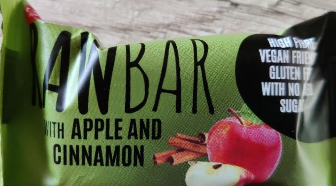 Fotografie - RawBar with Apple and Cinnamon mini Celita