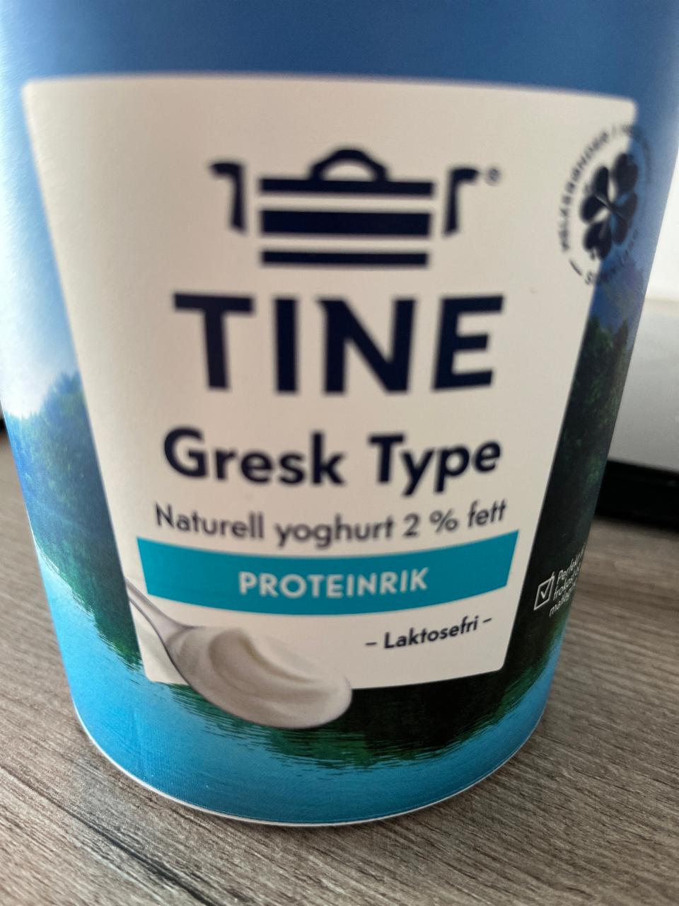 Fotografie - Bíly jogurt Gresk type 2% tuk Tine
