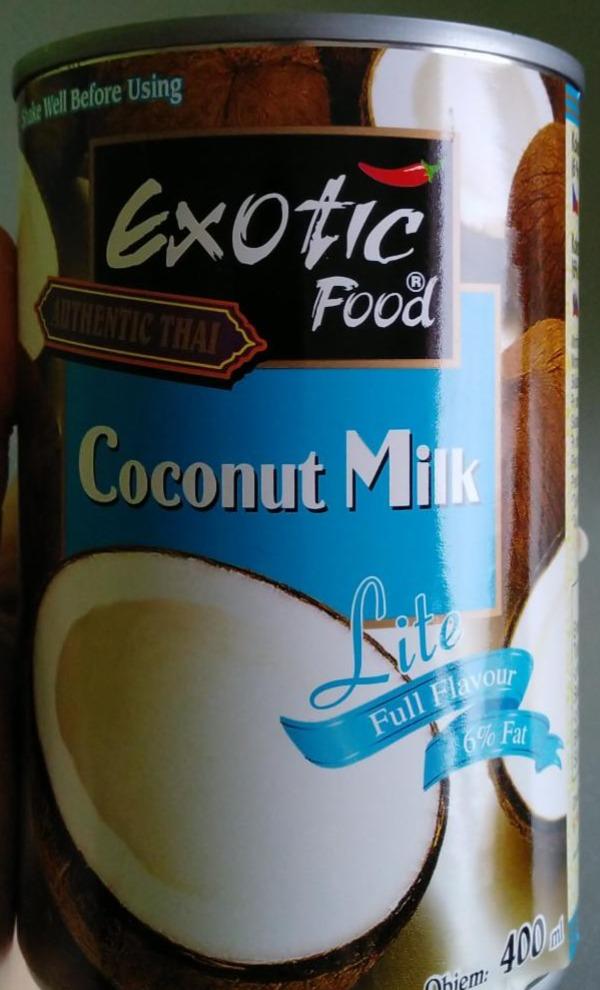 Fotografie - Coconut Milk lite Exotic Food