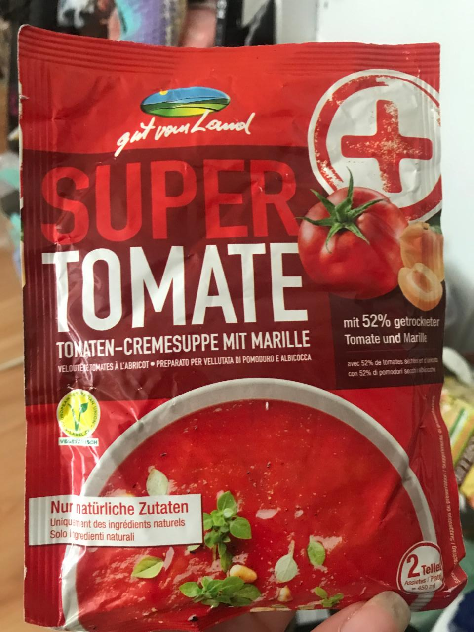 Fotografie - Super tomate Gut vom Land