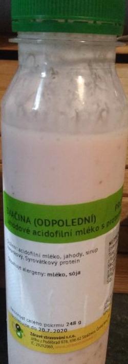 Fotografie - jahodové acidofilní mléko s proteinem Zdravé stravování