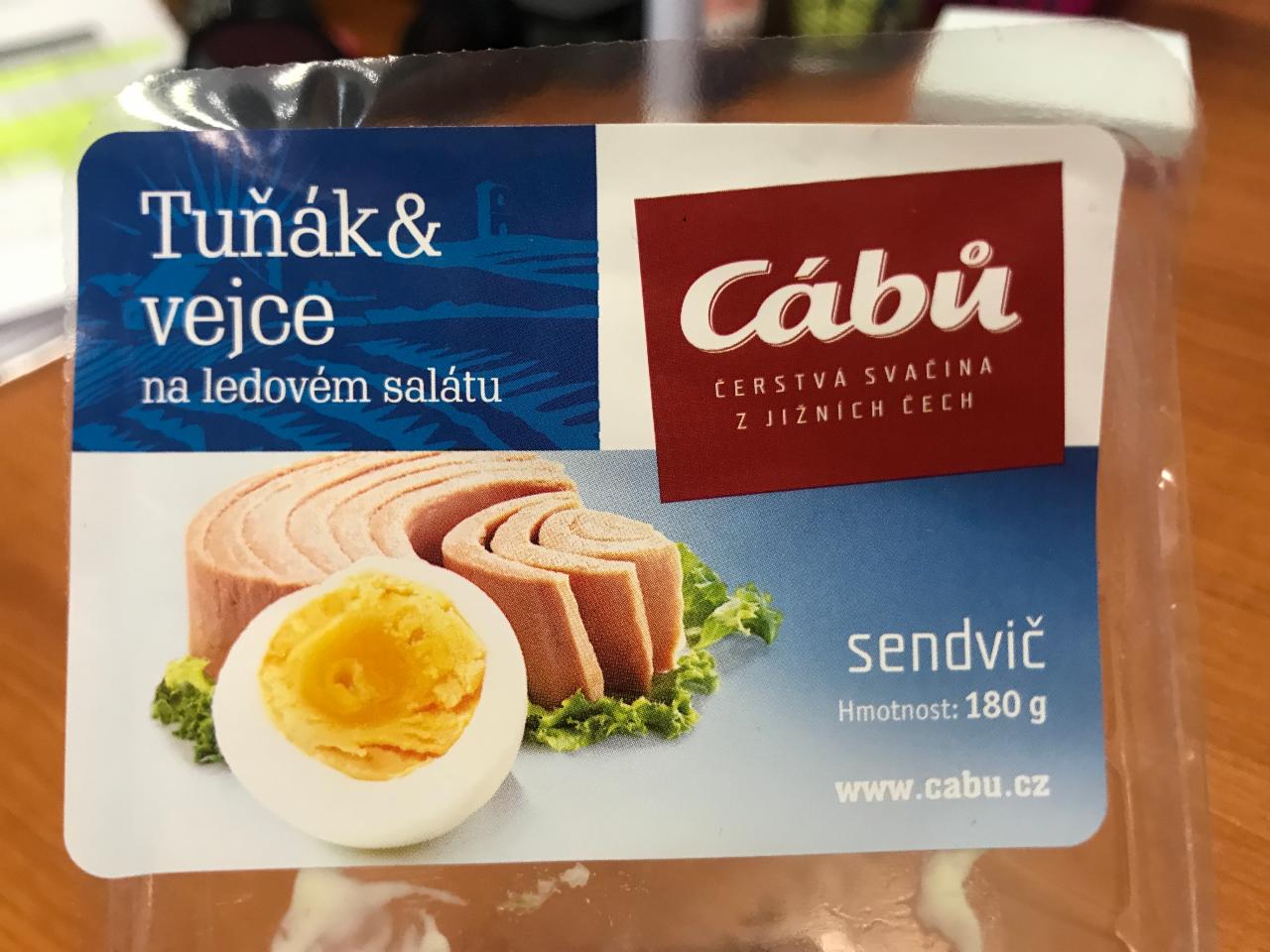 Fotografie - Tuňák & vejce na ledovém salátu sendvič Cábů