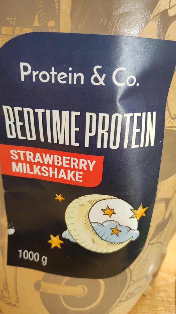 Fotografie - Bedtime protein strawbery milkshake Protein & Co.