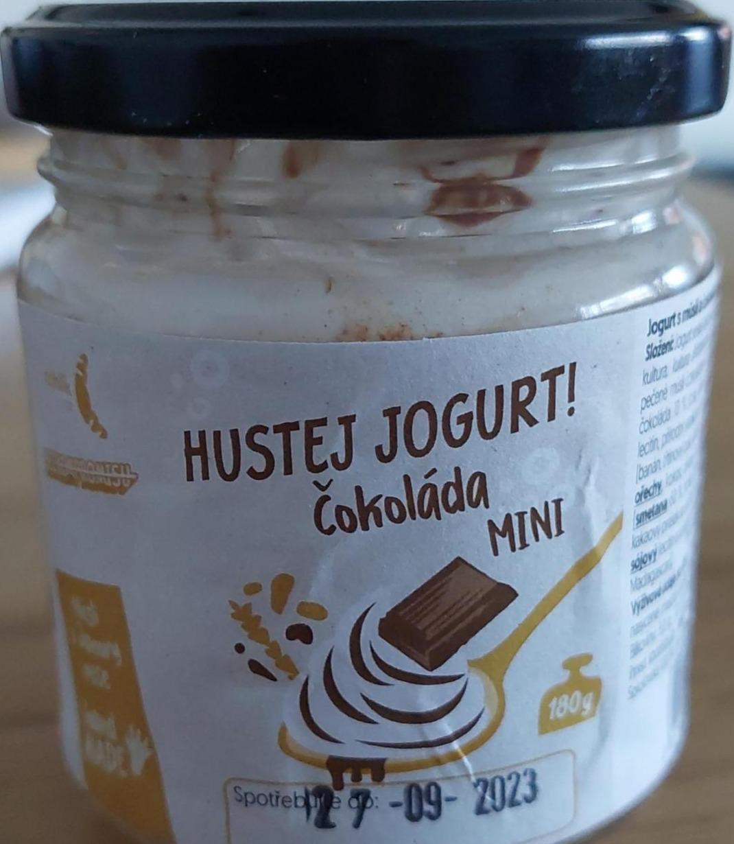 Fotografie - Hustej jogurt! Čokoláda mini Rohlik.cz