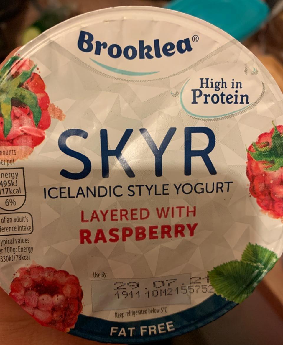 Fotografie - Skyr Icelandic style yogurt Raspberry fat free Brooklea