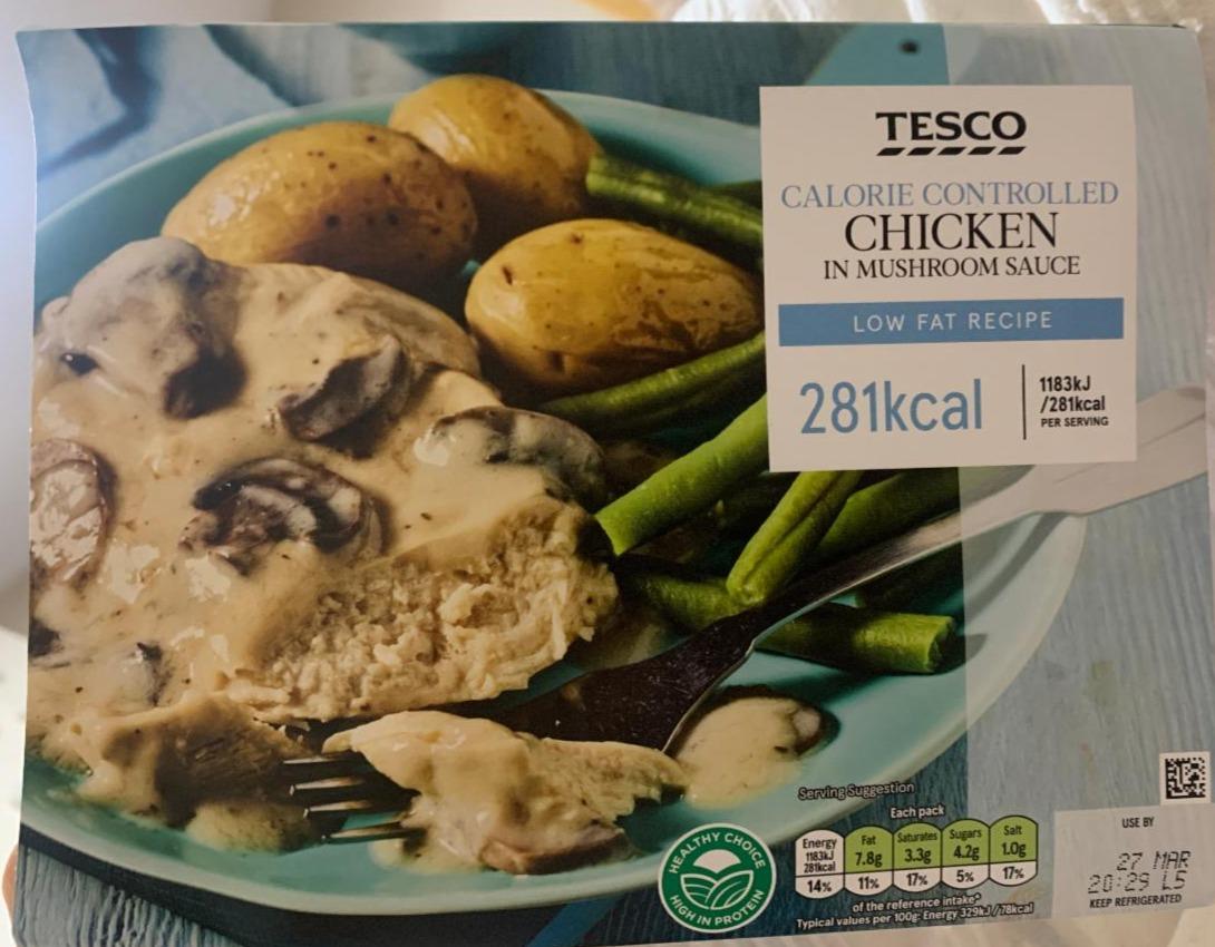 Fotografie - Calorie controlled Chicken in mushroom sauce Tesco