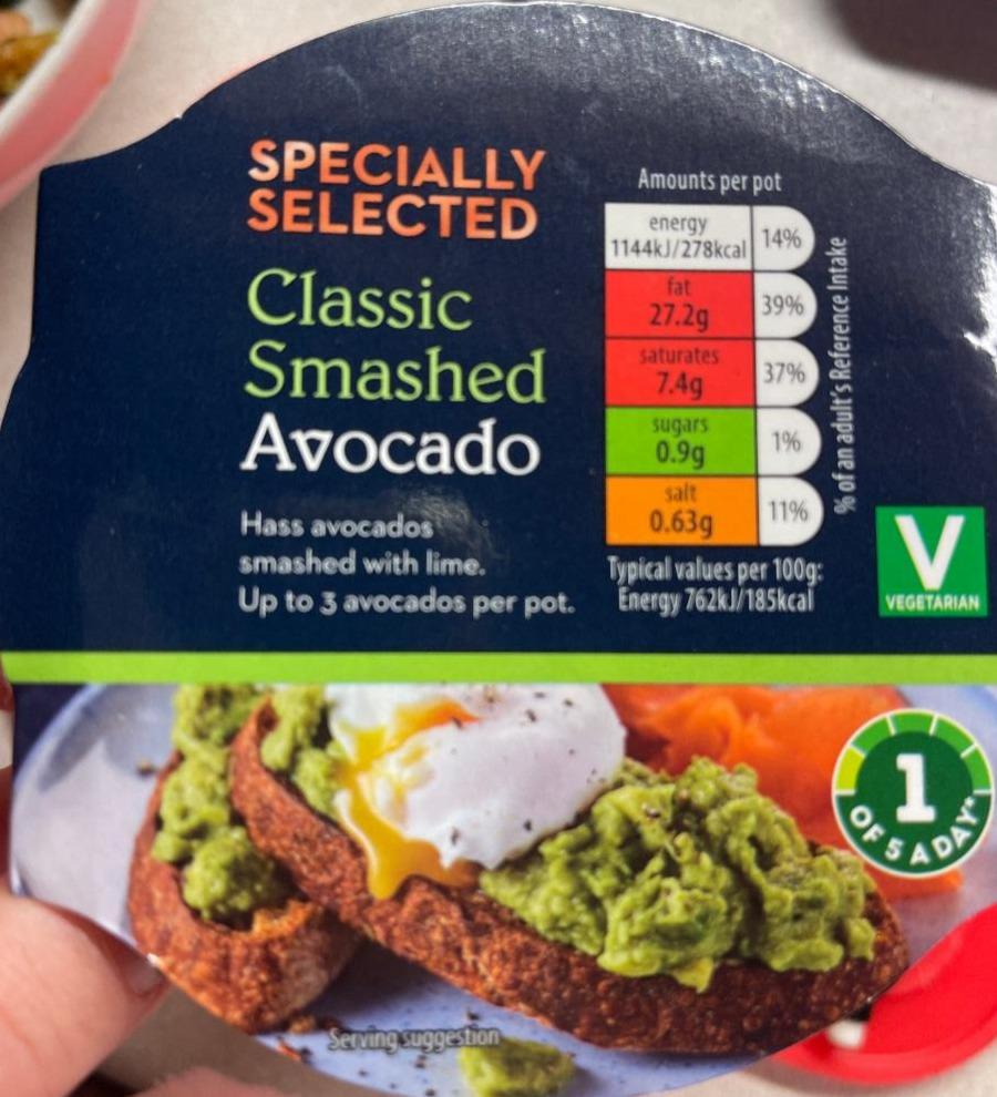 Fotografie - Classic Smashed Avocados Specially Selected