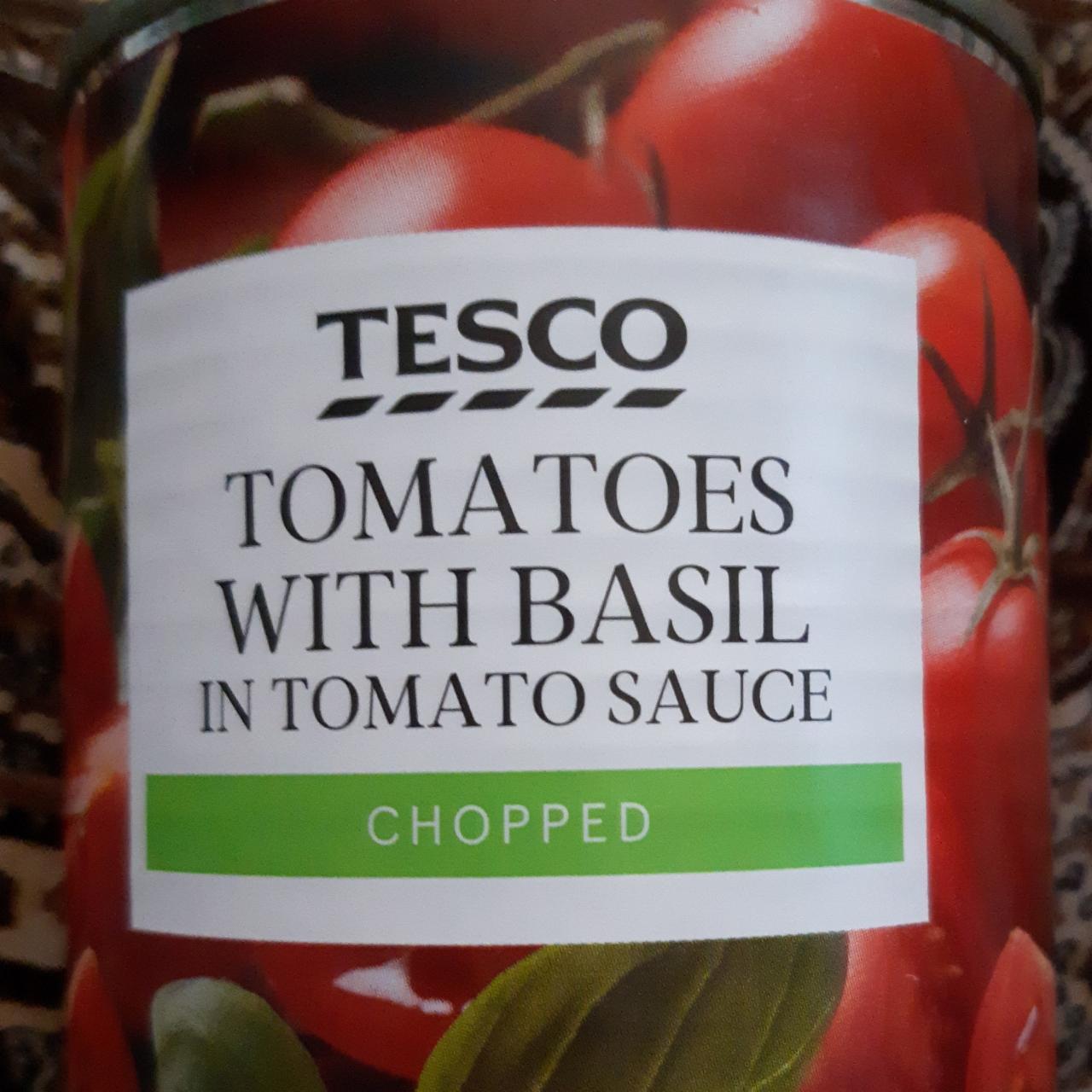 Fotografie - Tomatoes with basil in tomato sauce chopped Tesco