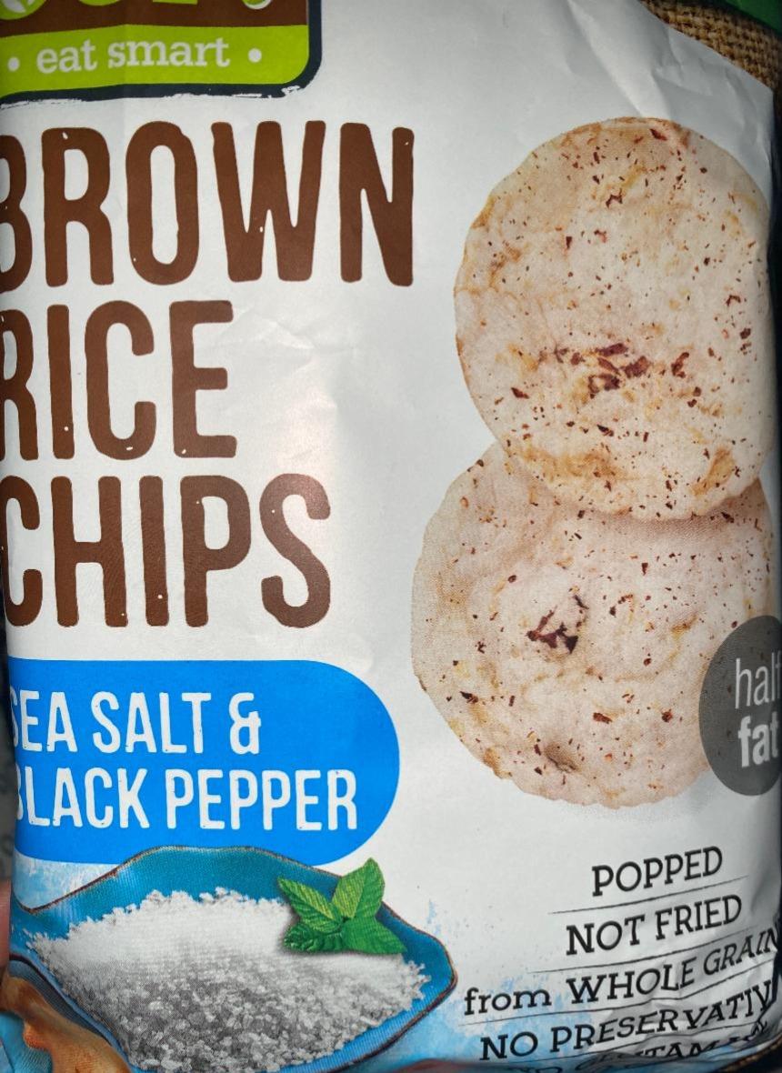 Fotografie - Brown rice chips celozrnné rýžové sůl a pepř