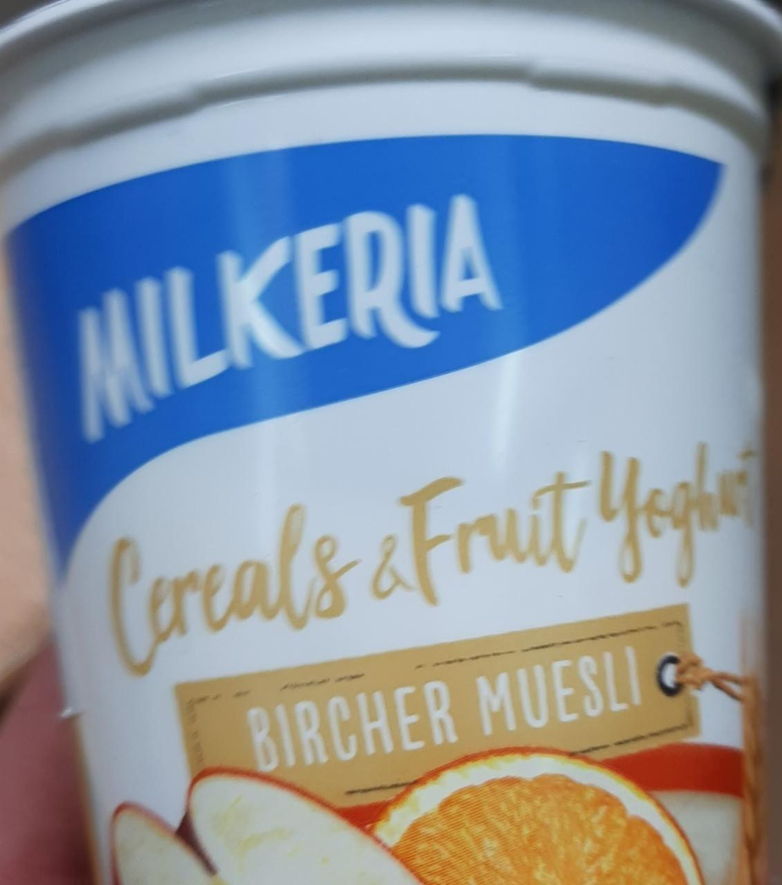Fotografie - Cereals & Fruit Yoghurt Bircher Muesli Milkeria