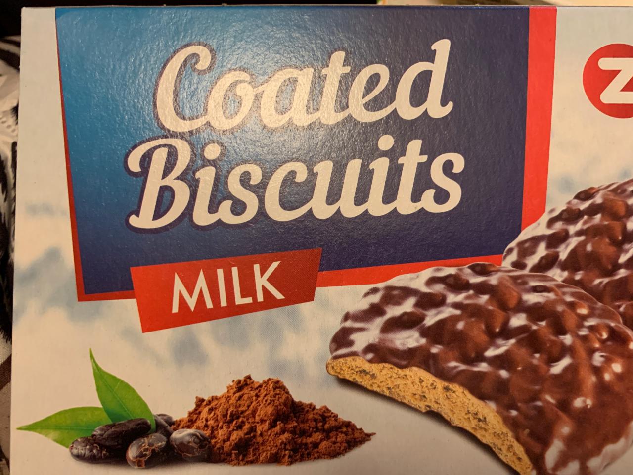 Fotografie - coated biscuits milk