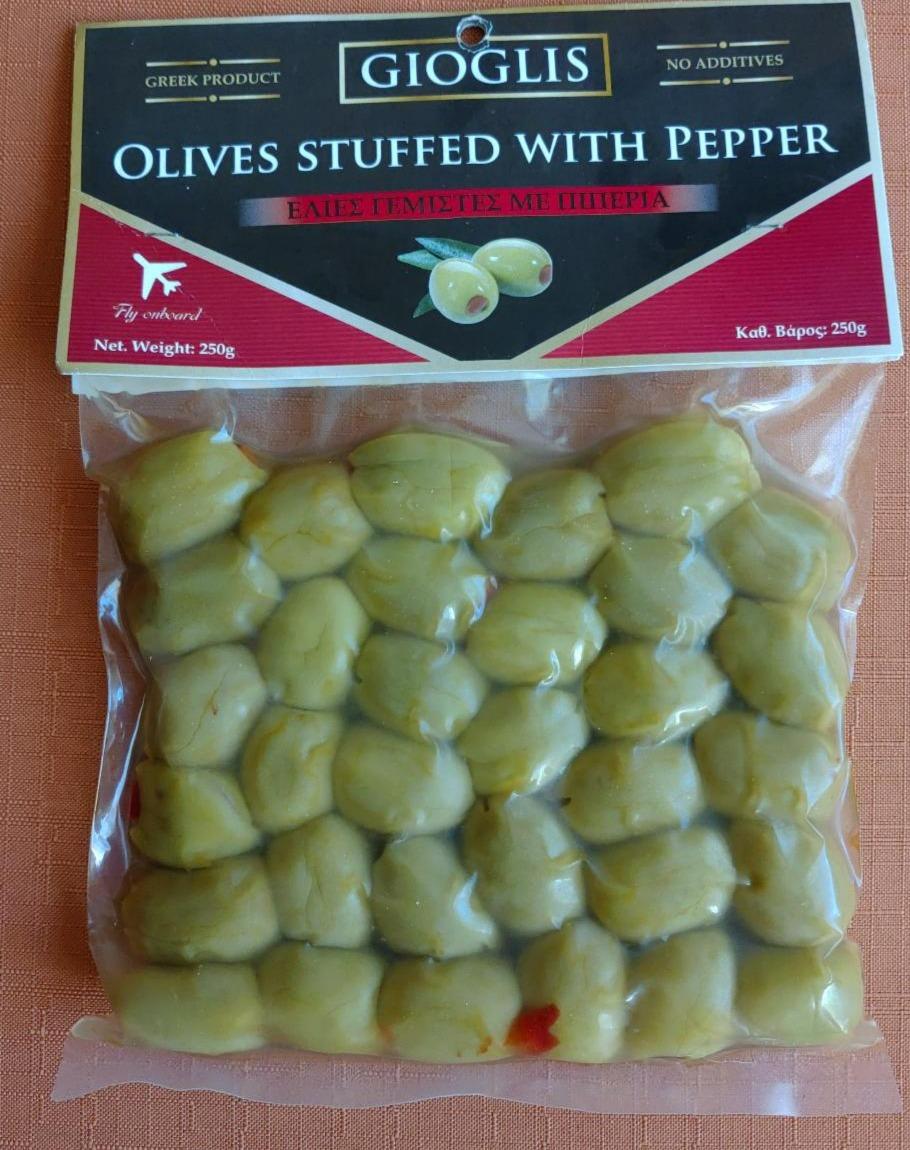 Fotografie - Olives Stuffed With Pepper