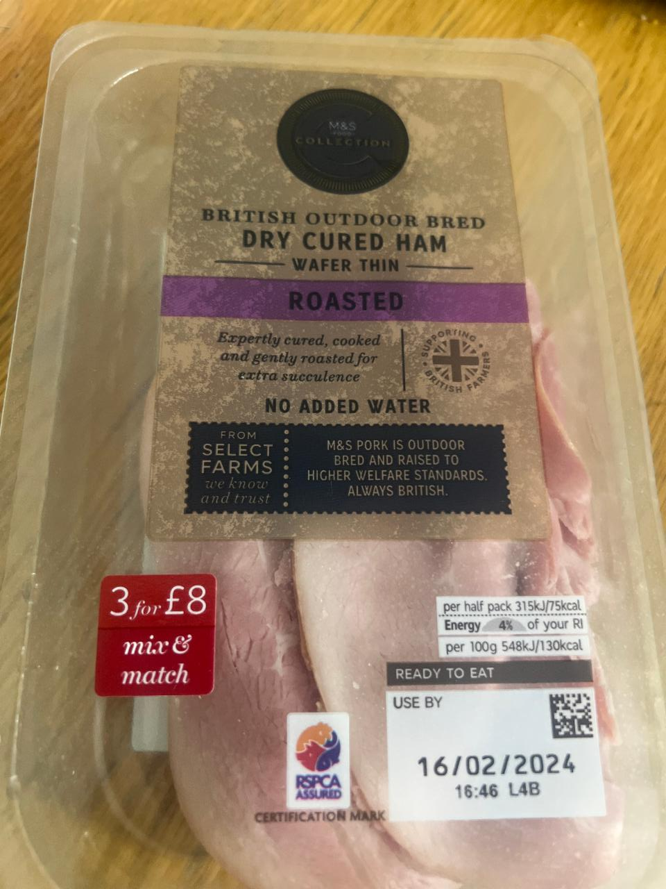 Fotografie - Dry Cured Ham Roasted M&S Food