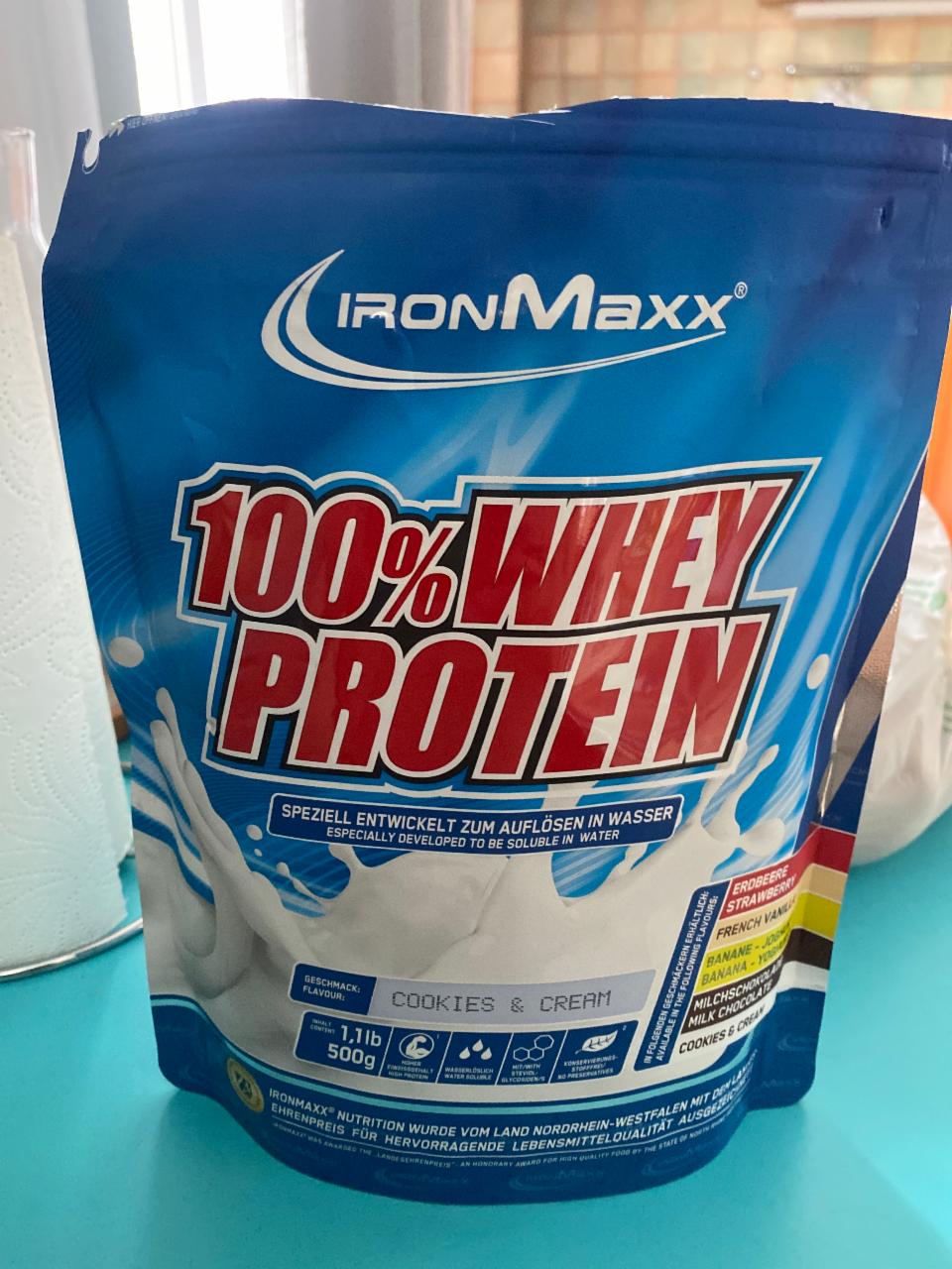 Fotografie - 100% Whey Protein Cookies & Cream IronMaxx