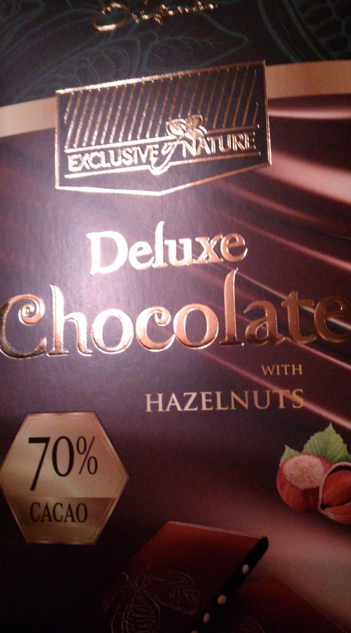Fotografie - Deluxe Chocolate with hazelnuts Exclusive of Nature