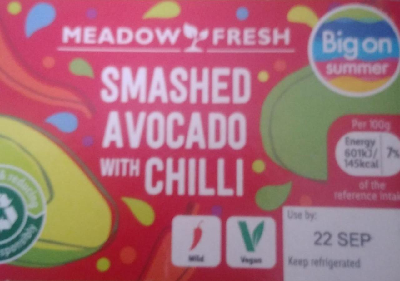Fotografie - Smashed avocado with chilli Meadow Fresh