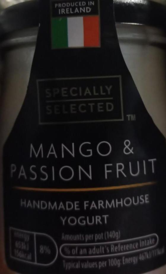 Fotografie - mango and pasion fruit yogurt