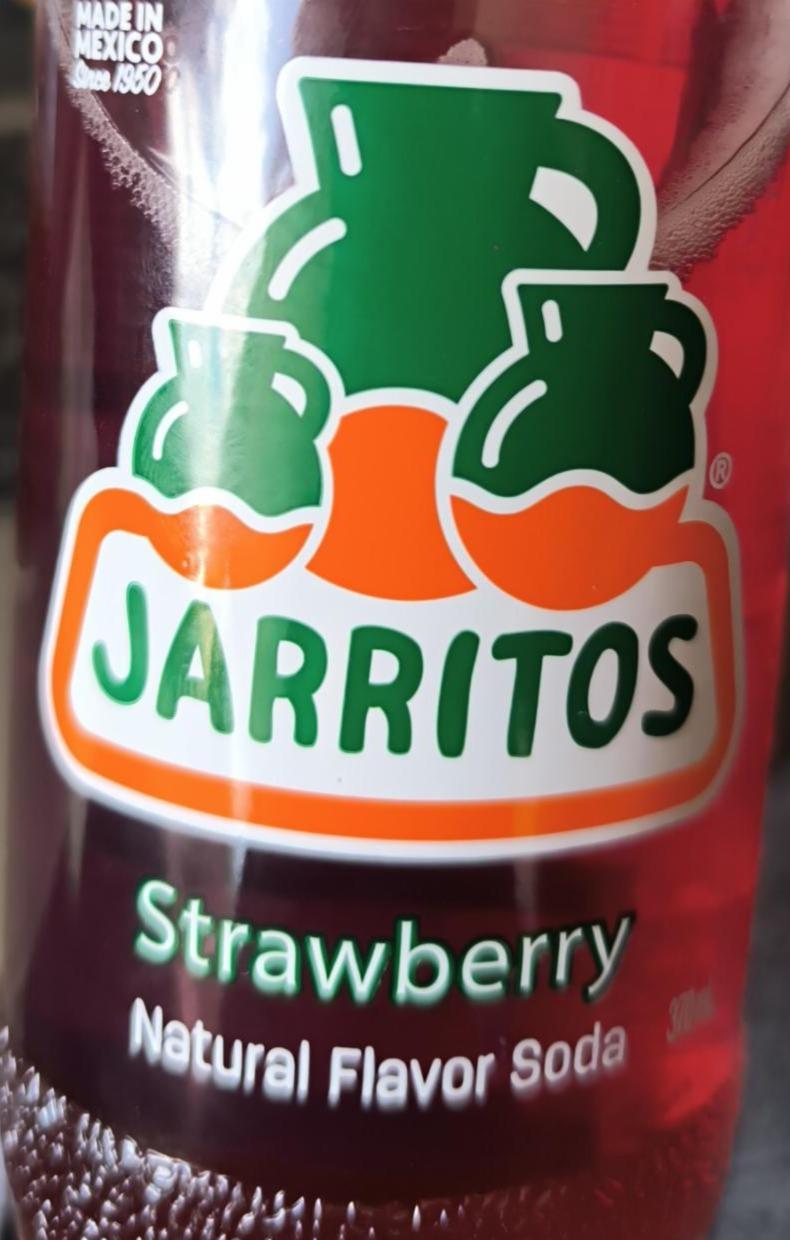 Fotografie - Strawberry natural flavor soda jarritos