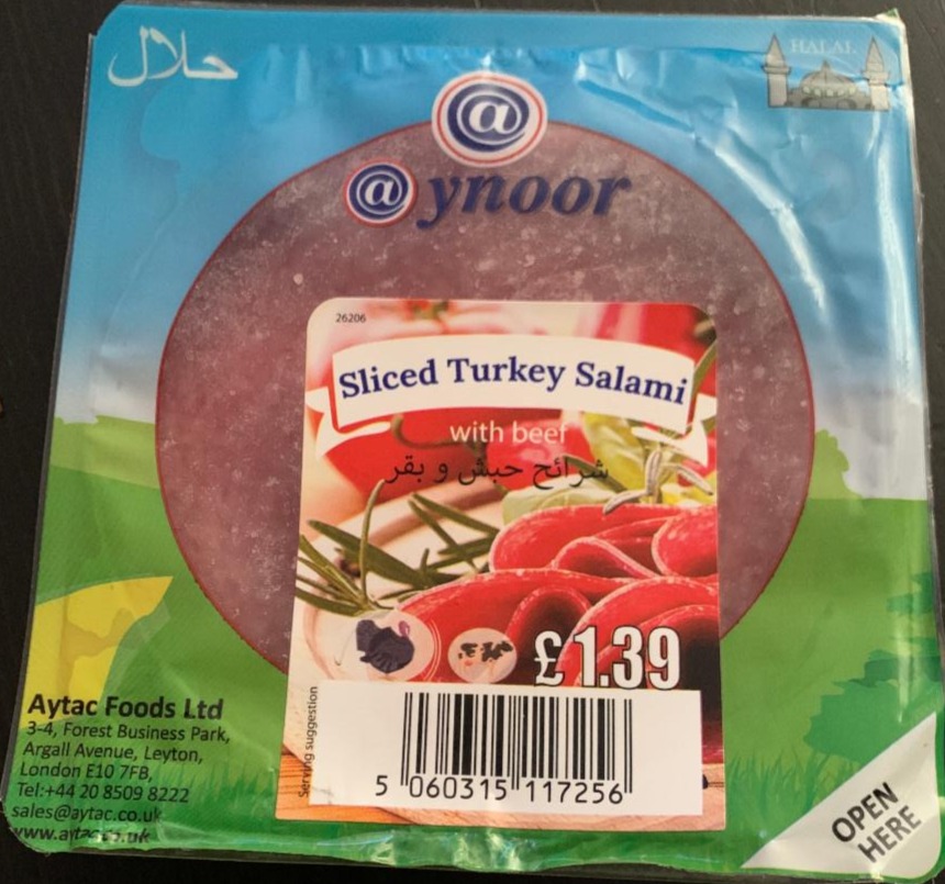 Fotografie - Sliced Turkey Salami with Beef Aynoor