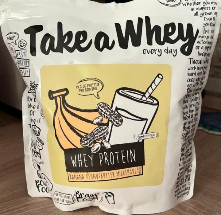 Fotografie - Take a Whey every day Banana Peanutbutter Milkshake Brains Food