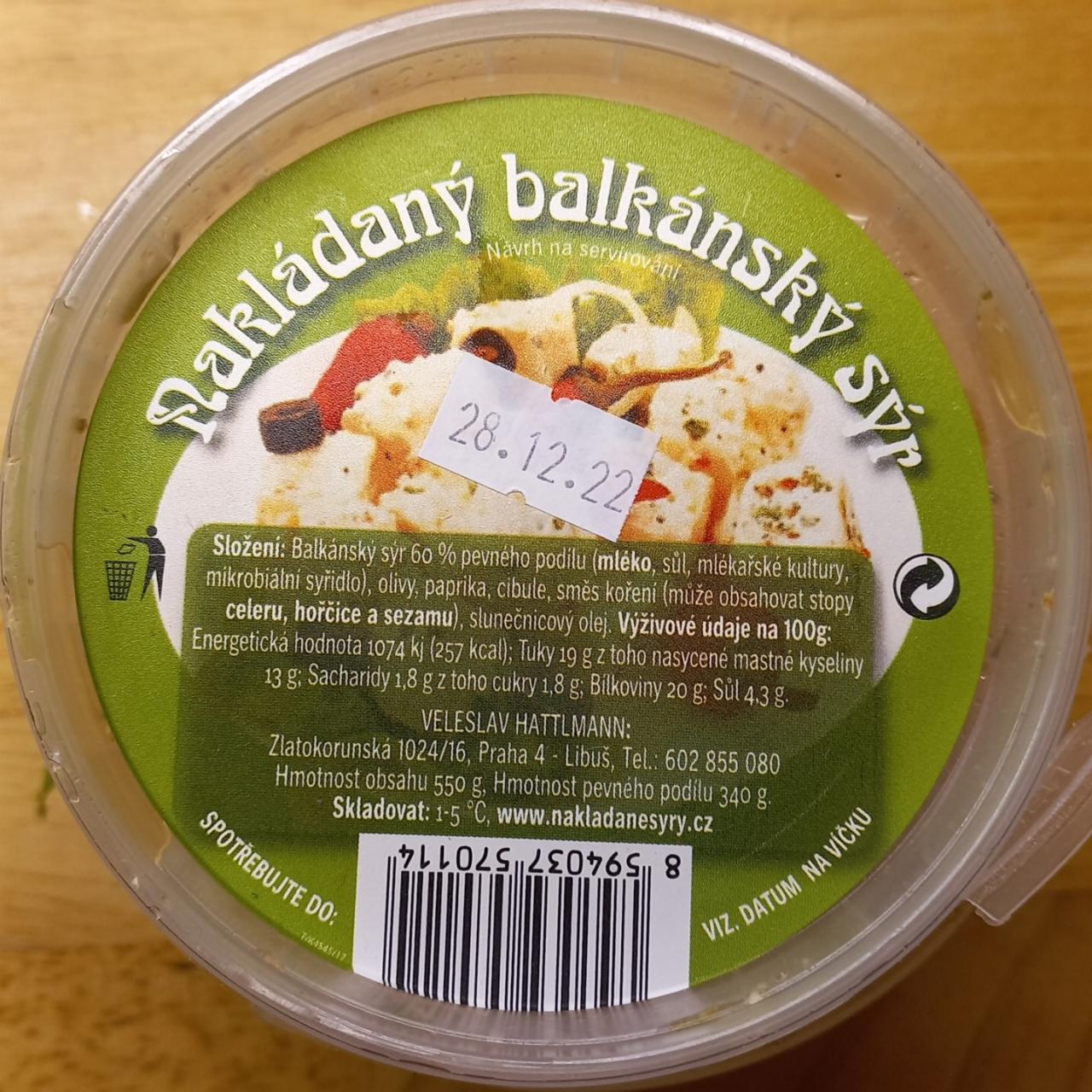 Fotografie - Nakládaný balkánský sýr Nakládané sýry