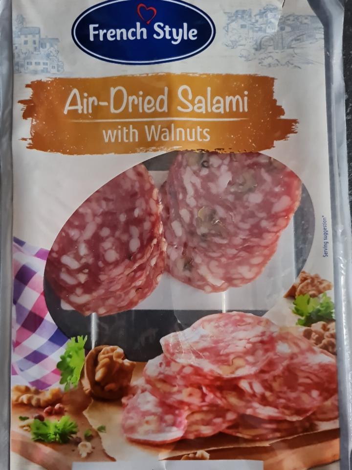 Fotografie - Air-dried salami with walnuts (salám s vlašskými ořechy) French style