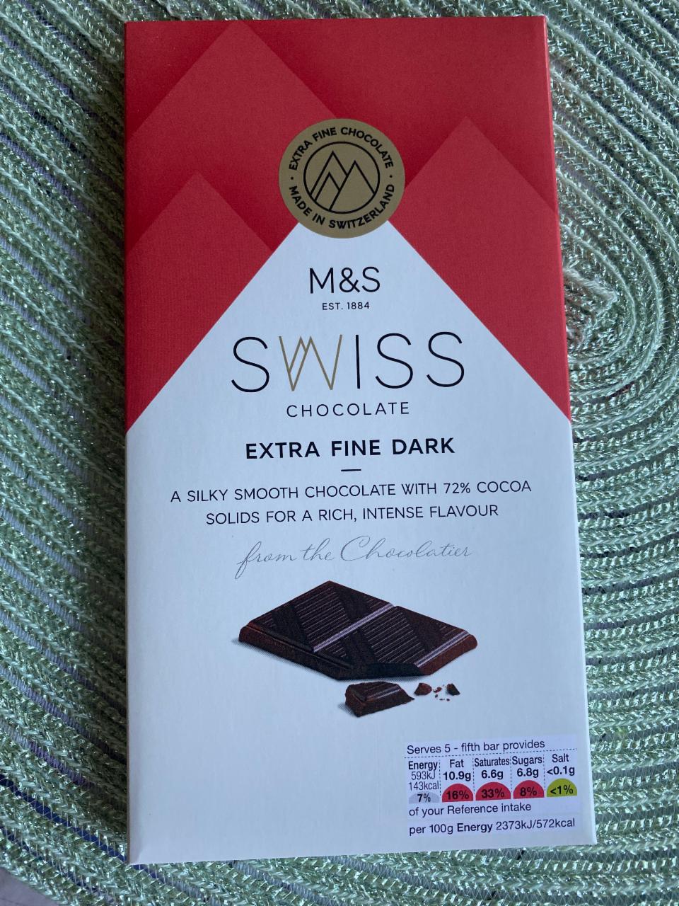 Fotografie - Swiss dark chocolate Marks&Spencer
