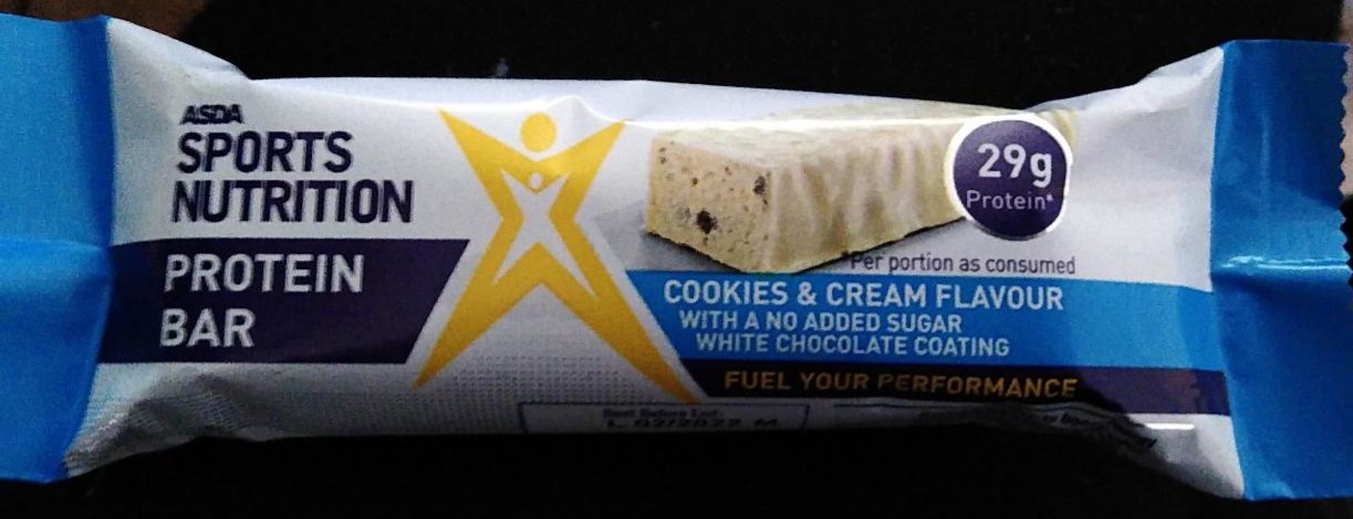 Fotografie - Sport Nutrition Protein Bar cookies & cream flavour Asda