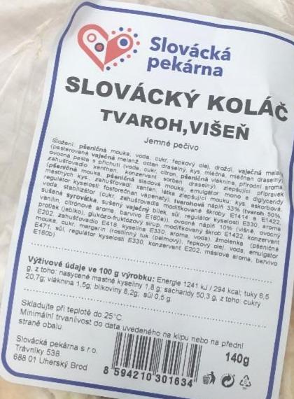 Fotografie - Slovácky koláč - tvaroh, višeň Slovácká pekárna