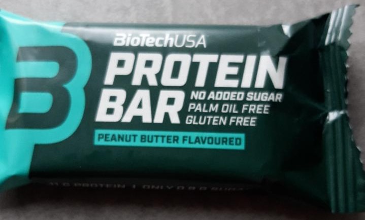 Fotografie - Protein Bar Peanut Butter flavoured BioTechUSA
