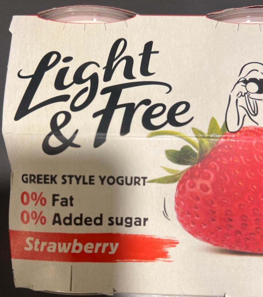 Fotografie - Strawberry 0% Fat & 0% Added Sugar Greek Style Yogurt Light & Free