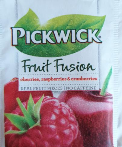 Fotografie - Fruit Fusion cherries raspberries cranberries ovocný čaj Picwick