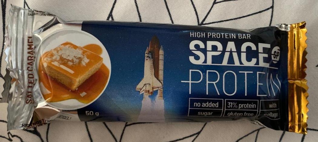 Fotografie - High protein bar Salted caramel Space protein
