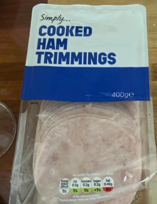 Fotografie - Cooked Ham Trimmings Simply