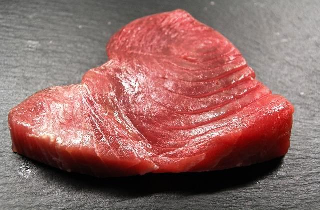 Fotografie - steak z tuňáka